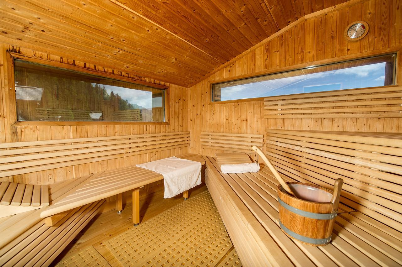 Sattleggers Alpenhof & Feriensternwarte Hotel Greifenburg Eksteriør billede